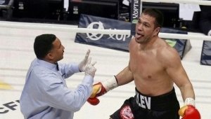 Разбраха се! Кобрата ще прави Фюри труден за рисуване в София