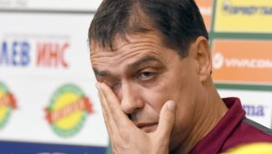 Ясна е програмата на "лъвовете" преди мача в Кипър