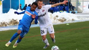 Насиру Мохамед се завръща за Левски