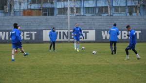 Дунав се раздели с още двама, дава шанс на юноши 