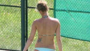 Сесил Каратанчева изтряска автралийка