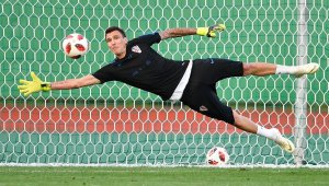 Моци? Манджукич се развихри на вратата преди мача с Англия + ВИДЕО