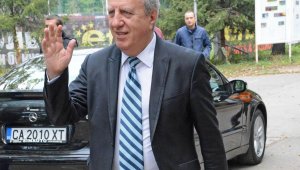 Томов: Домусчиев убива българския футбол