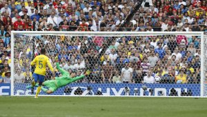 Едер прати Италия на осминафинал + ВИДЕО