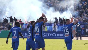 Играчите на Левски дерат гърла: ЦСКА умре, але, але, але + ВИДЕО