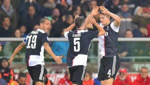 Де Лихт каза защо избра Юве пред Барса и ПСЖ