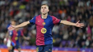 Звезда на Барса разпуска със секси маце в Доменикана + СНИМКИ