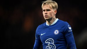 Пълен провал! Челси разкарва Мудрик