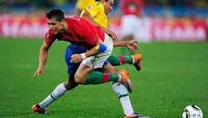 Зверска битка и удобно 0:0 между Португалия и Бразилия