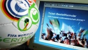 Шефове се застраховат срещу &quot;болни&quot; служители по време на Световното