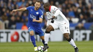 Звезда на Лестър аут до края на сезона