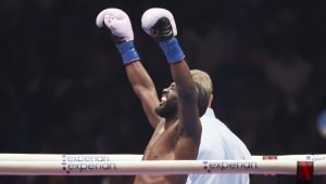 Крауфорд пренаписа историята! Американецът стана абсолютен световен шампион