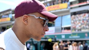 Мбапе и Чуамени се присъединиха към Франция