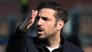 Комо отряза Интер за Фабрегас