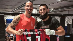 Златан Ибрахимович обратно в залата, посети Хамзат Чимаев