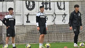 Божинов тренира с Локо Пд