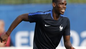 Погба вбеси Дешан с джапанките си