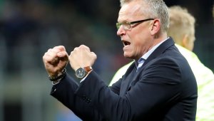 Селекционерът на Швеция за Ибра: Сега не трябва да говорим за него