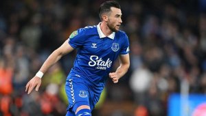 Eвертън си върна бивш играч под наем