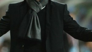 Йоахим Льов ще обяви скоро решението си