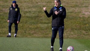 Задава се война в Русия за Роберто Манчини