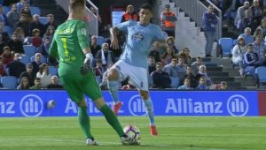 Тер Стеген се помислил за Гаринча и Меси