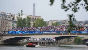 Триатлонистка разкритикува остро качеството на водата в река Сена