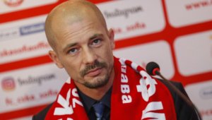 Ел Маестро даде свободен уикенд на своите играчи