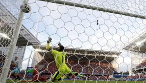 Турция съсече Чехия и мечтае за 1/8 финал + ВИДЕО и СНИМКИ