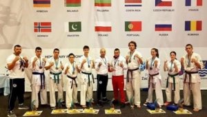 Наградиха двукратния еврошампион по киокушин Мариела Любенова