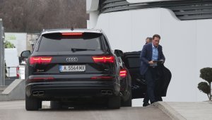 Домусчиев: До дни подписваме за ВАР, аз и Фурнаджиев бутахме за договора + ВИДЕО