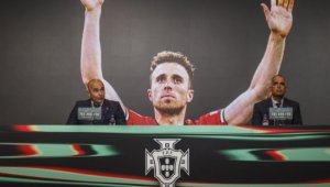 Синовете на Диого Жота излизат с талисманите на мача Ливърпул &ndash; Уулвърхямптън