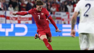 Звезда на Юве разкри защо Сърбия падна от Англия