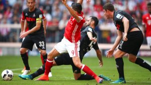 Байерн се провали срещу "козлите" на "Алианц Арена" + ВИДЕО