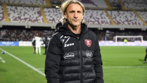 Салернитана уволни Давиде Никола за втори път в рамките на... месец