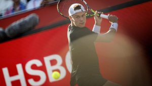 Секси колежка отряза Холгер Руне + СНИМКИ