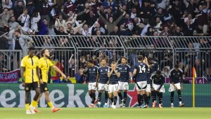 Вила разби Йънг Бойс, Кабаков отмени два гола на гостите