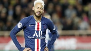 Барселона взе изненадващо решение за Неймар