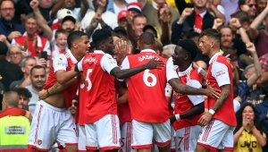 Арсенал е малко по-слаб от Сити, титлата е възможна, мечтае Венгер