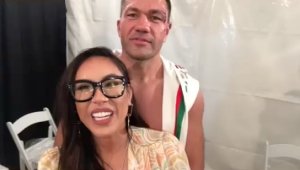 БИСЕРИ: Омерзената Джен Суши иска нещо повече от целувки, прави разни неща в тоалетните до 5 сутринта