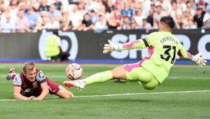 Чуковете стреснаха шампиона, но Ман Сити обърна с 3 гола след почивката