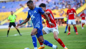 Левски показа, че и с малко пари става