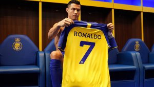 Кристиано Роналдо и Лео Меси чупят рекорд и в Саудитска Арабия 