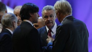 Хитцфелд убеден: Дортмунд ще излезе от групата