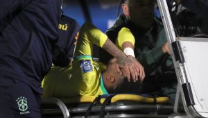 Шок за Бразилия: Неймар е със скъсани връзки и менискус