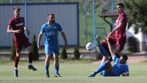 Септември го направи, отново ще играе в Първа лига