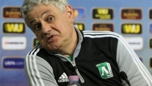 Стойчо Стоев поема Черно море?