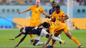 Книжен фаворит? Нидерландия на късмет се спаси от Еквадор