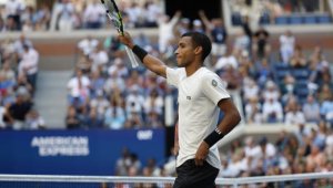 Канадец обърна американец на Финалния турнир в Торино