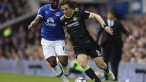 Бивш ас на Челси искал тройка от любовницата + СНИМКИ